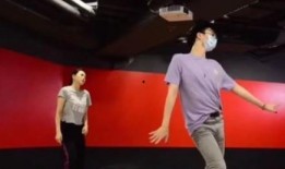 哈利衣服爆料视频大全,经典造型背后的幕后故事