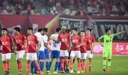 中超退役球员爆料视频,球场背后不为人知的幕后故事