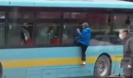 南昌公交车视频爆料,惊现惊人一幕！