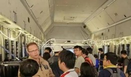 华人登机爆料视频真实吗,真相还是谣言？